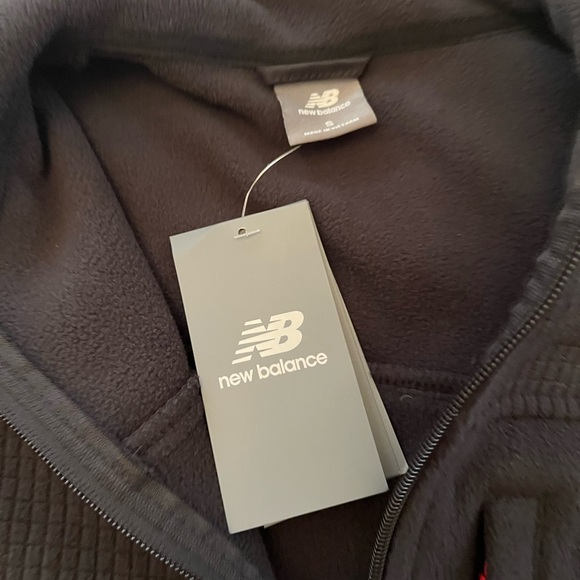 New Balance Black Performance Jacket - Picture 11 of 13